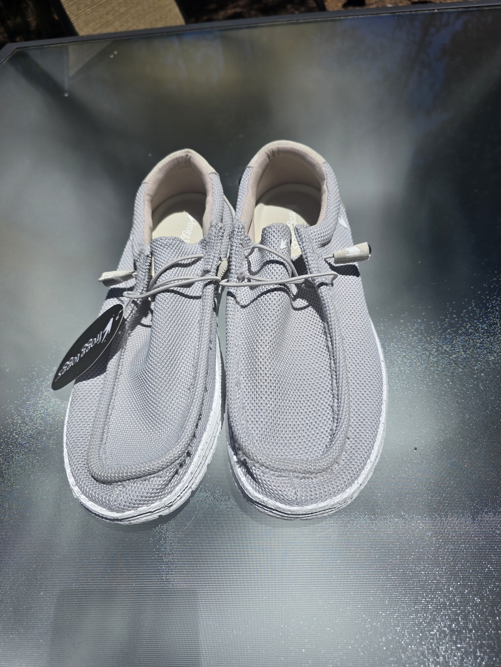 New Men's Frogg Toggs size 13 Lightweight Slip-On Loafers in Light Gray